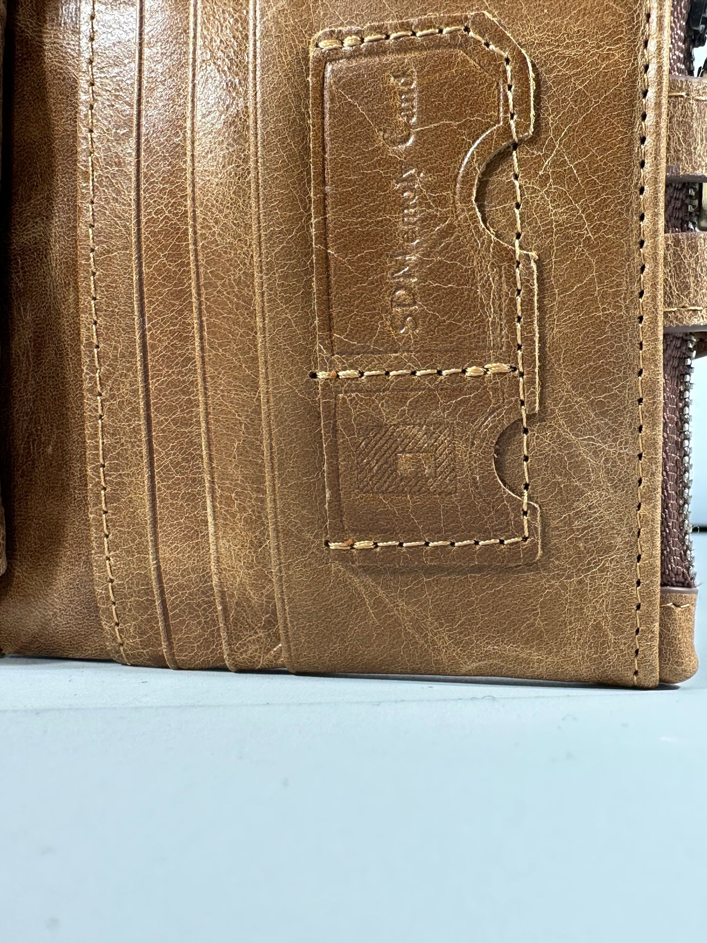 Plånbok med kedja Ljusbrun Läder